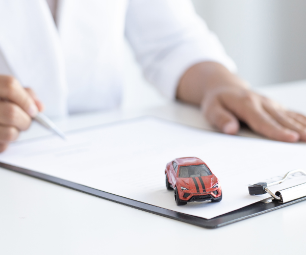 Taxas de juros em financimaneto de carros - Plahoça - SC.